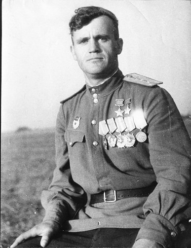 Дважды Герой Советского Союза Гулаев Николай Дмитриевич