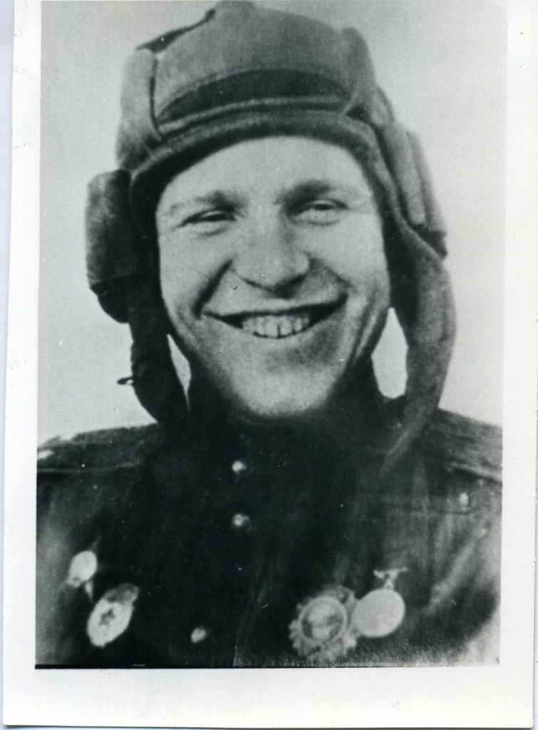 Петровский Георгий Семенович 1943-1945 гг.jpg